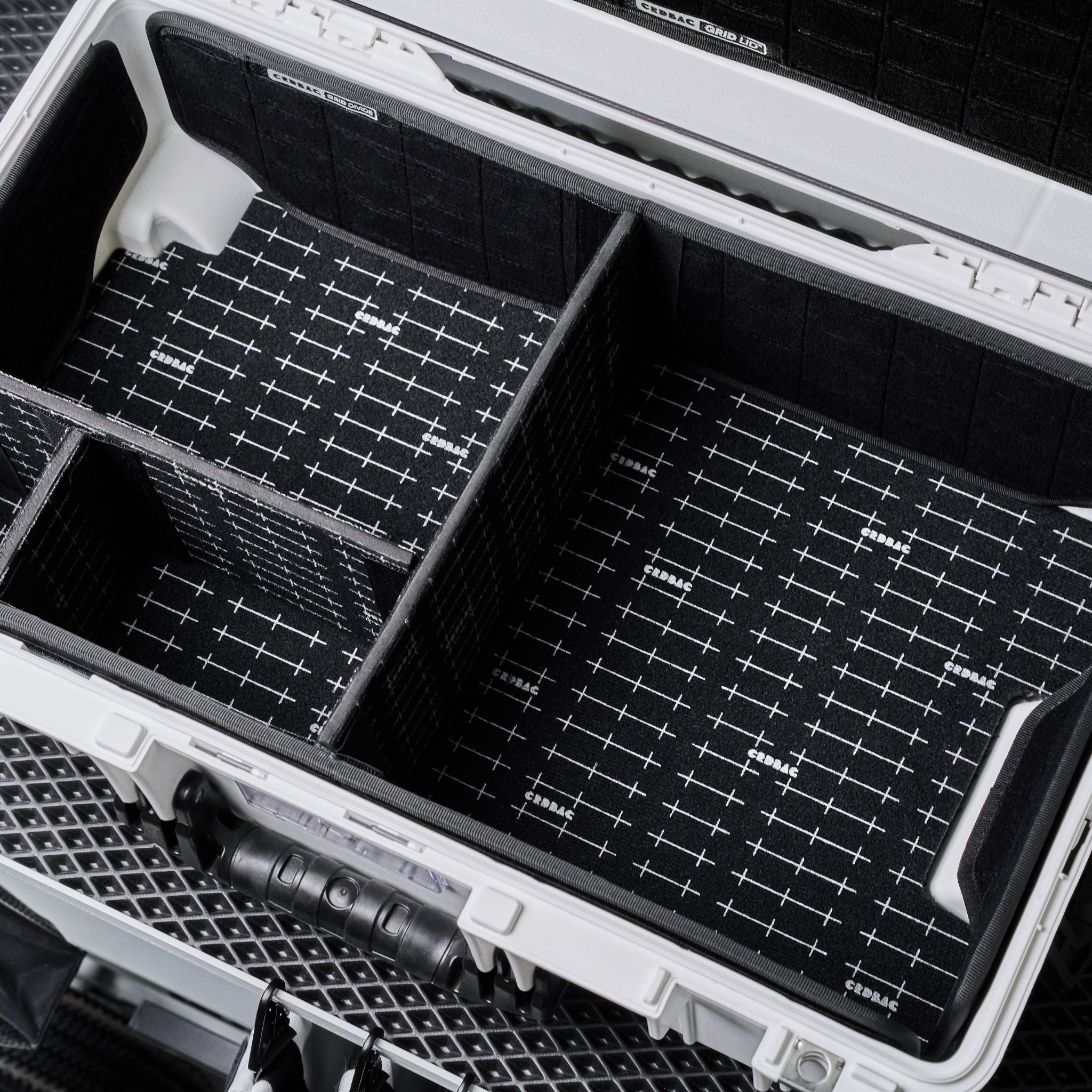 Grid Divide Carry-On Expansion Short
